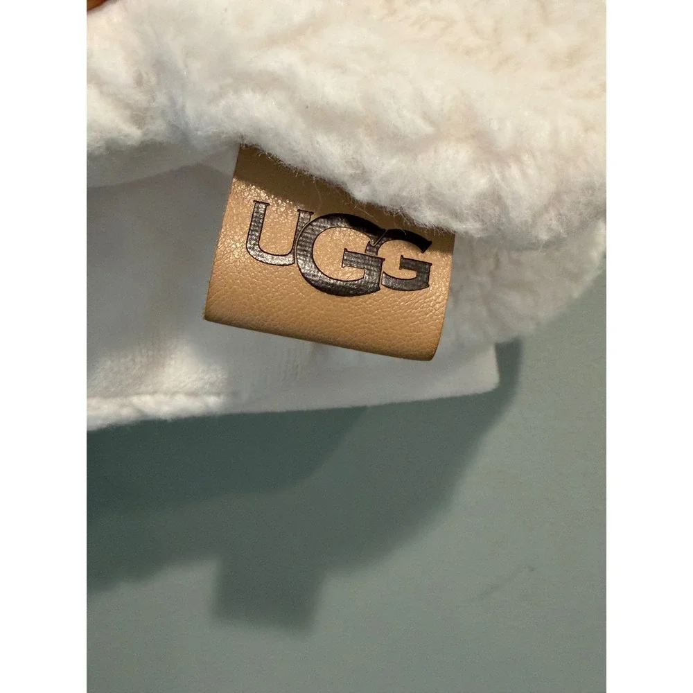 UGG Sherpa Fleece Standard Pillowcase White Plush